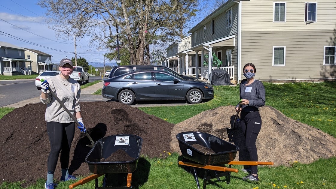 PXL_20210417_141054093 hrha planting day
